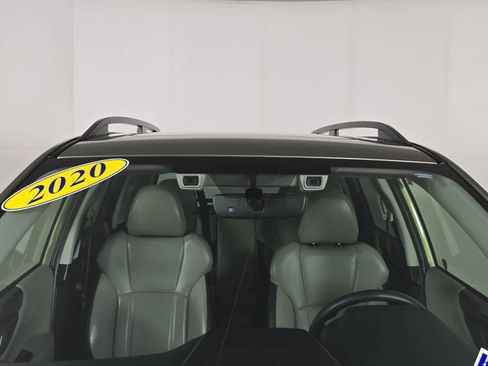 Used 2020 Subaru Forester Limited image 5