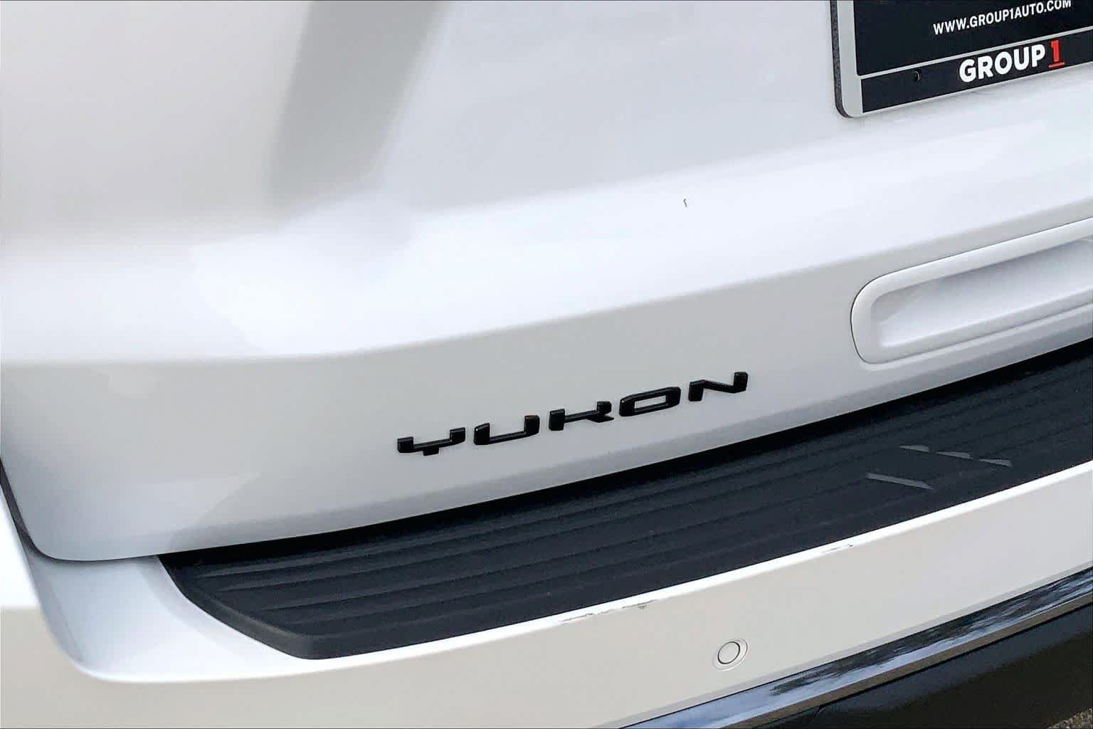 Used 2025 GMC Yukon XL Denali Ultimate w/ LPO, Floor Liner Package AWD/4WD image 10