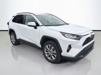 Used 2020 Toyota RAV4 XLE Premium video 1