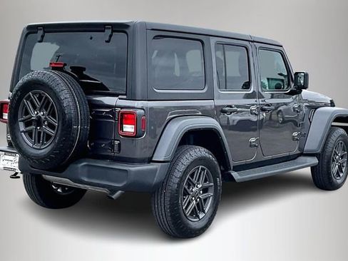 Used 2024 Jeep Wrangler Unlimited Sport AWD/4WD image 5