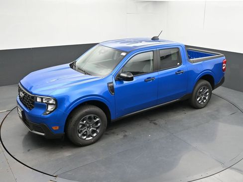 New 2026 Ford Maverick XLT w/ Equipment Group 301A AWD/4WD image 29