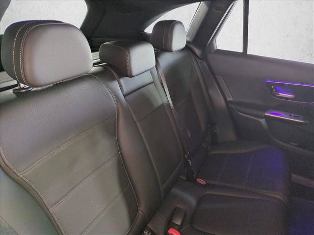 Used 2026 Mercedes-Benz GLC 300 image 19