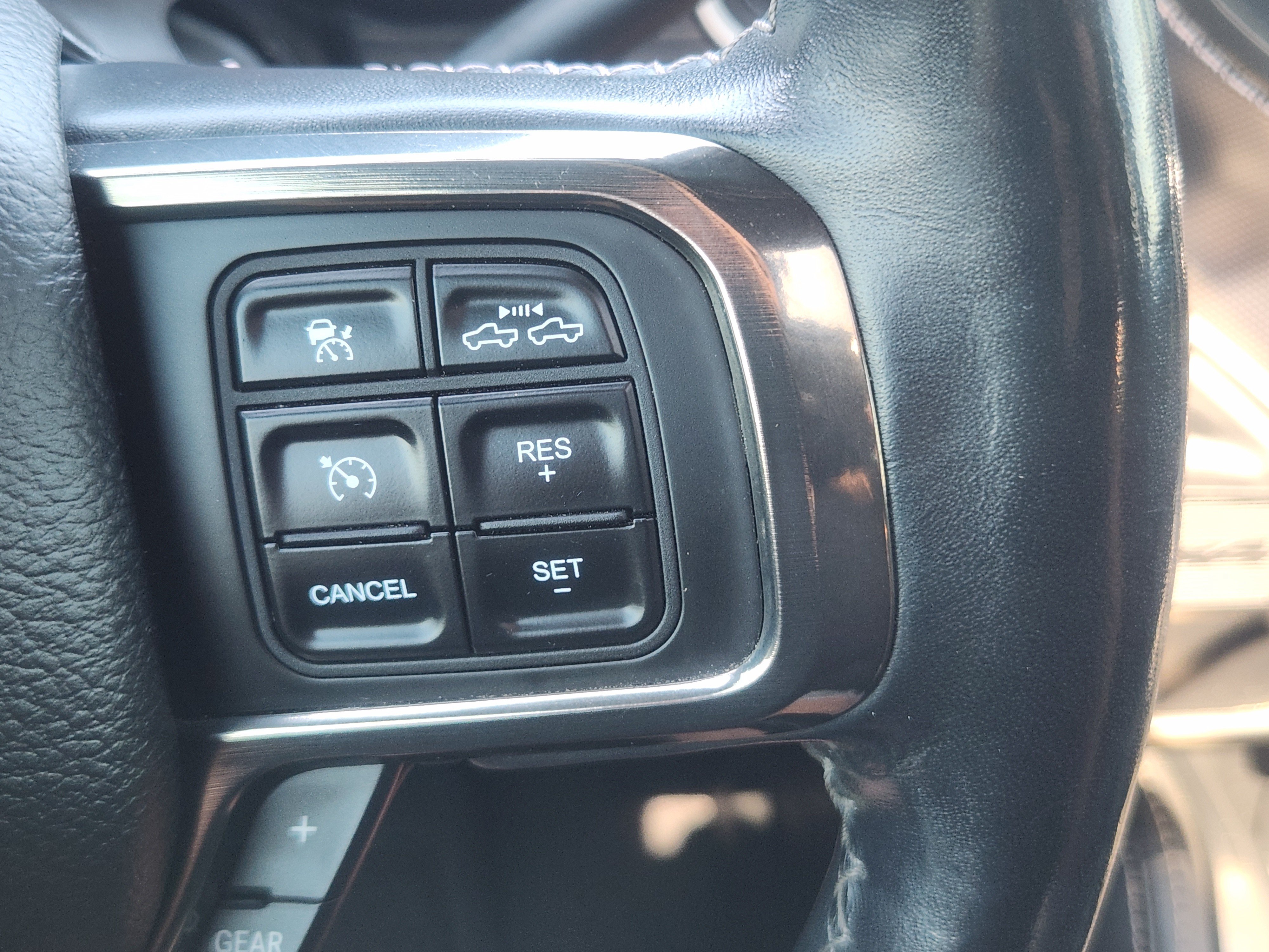 Used 2019 RAM 2500 Limited AWD/4WD image 29