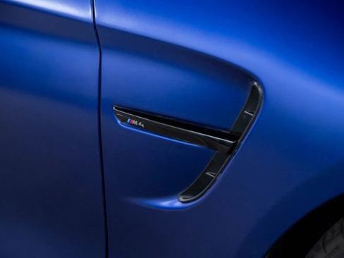 Used 2019 BMW M4 CS image 10