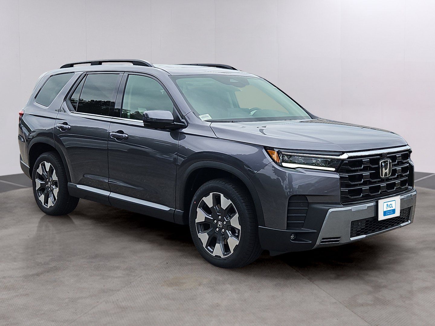 New 2026 Honda Pilot Touring image 2