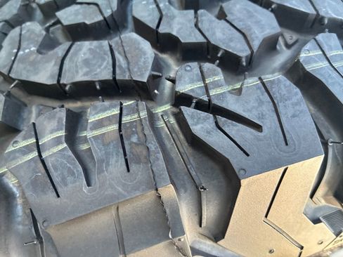 Used 2023 Ford Bronco Badlands image 29