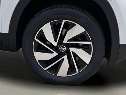 Certified 2026 Volkswagen Atlas SE FWD image 9
