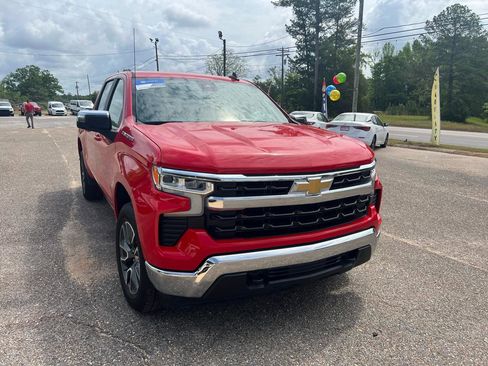 Used 2023 Chevrolet Silverado 1500 LT AWD/4WD image 4