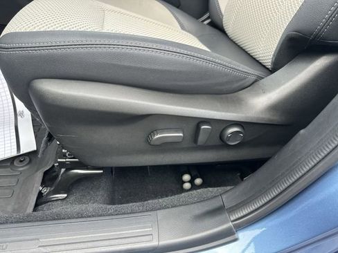Used 2021 Subaru Forester Premium AWD/4WD image 16