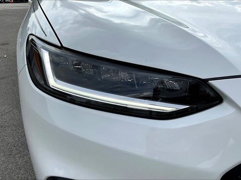 Certified 2024 Honda HR-V Sport image 30