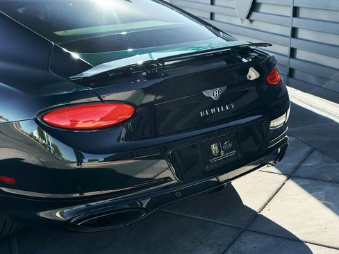 Used 2023 Bentley Continental GT Speed image 9