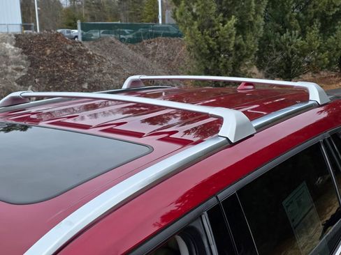 Used 2022 Toyota Highlander Limited image 5