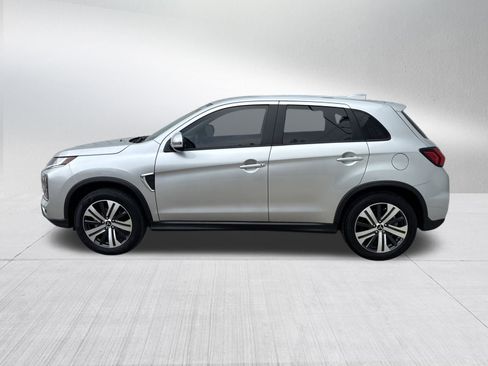 Used 2023 Mitsubishi Outlander Sport SE image 5
