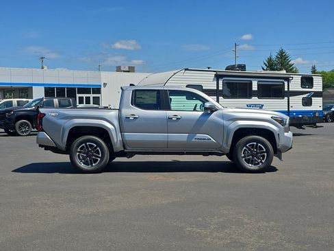 New 2026 Toyota Tacoma TRD Sport AWD/4WD image 7