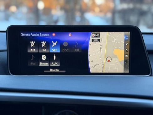 Used 2019 Lexus RX 450h AWD w/ Navigation Package image 37