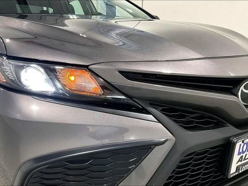 Used 2024 Toyota Camry SE FWD image 32