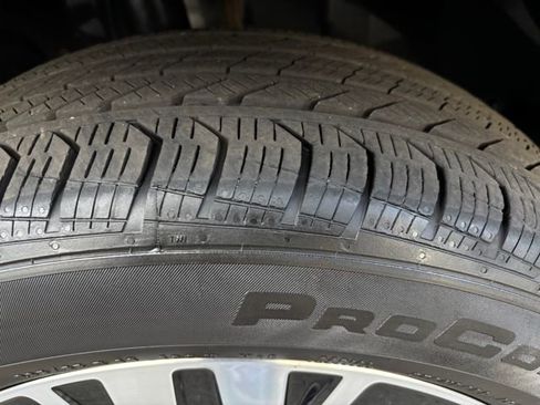 Used 2025 Mercedes-Benz GLA 250 4MATIC image 10