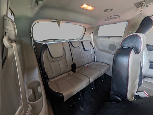 Used 2019 Kia Sedona EX FWD image 29