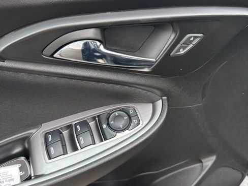 Used 2024 Chevrolet Malibu LT image 12