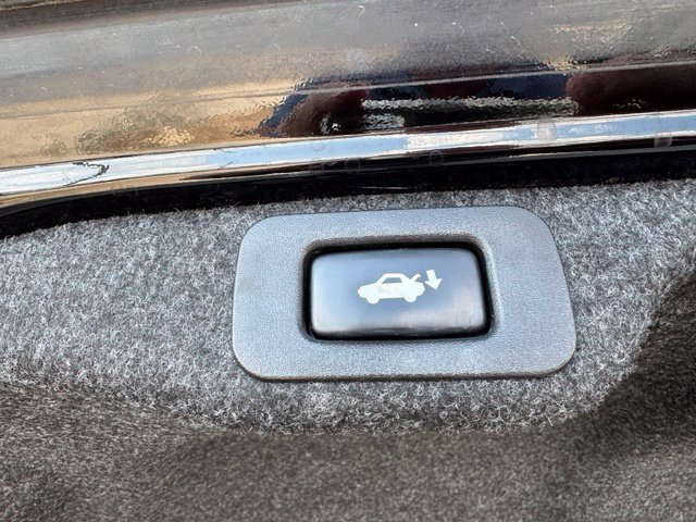 Used 2017 Lexus ES 350 w/ Luxury Package FWD image 23