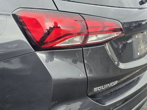 Used 2022 Chevrolet Equinox LT FWD image 23