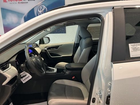 New 2025 Toyota RAV4 XLE image 16