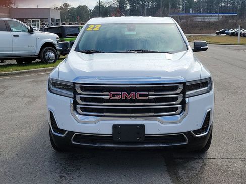 Used 2022 GMC Acadia SLE image 8