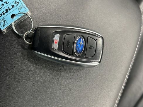 Used 2022 Subaru Ascent Limited w/ Technology Package image 23