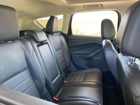 Used 2015 Ford Escape Titanium w/ Equipment Group 301A FWD image 6