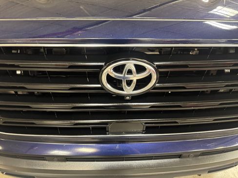 Certified 2026 Toyota Sequoia SR5 w/ SR5 Premium Package AWD/4WD image 23