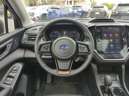 Used 2025 Subaru Ascent Bronze Edition w/ Popular Package #2 image 17