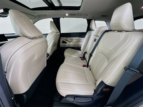 Used 2023 INFINITI QX60 Sensory w/ Cargo Package image 27