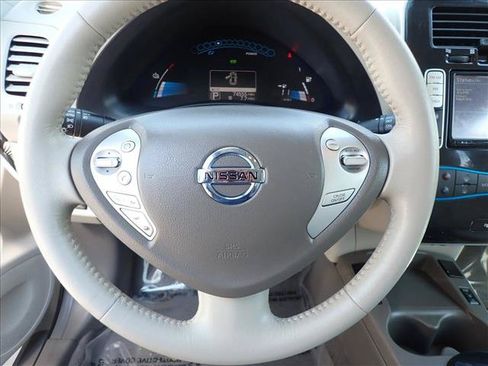 Used 2012 Nissan Leaf SL FWD image 12