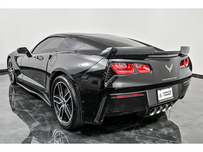 Used 2016 Chevrolet Corvette Stingray Coupe w/ 2LT Preferred Equipment Group RWD image 7