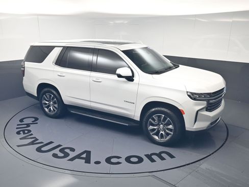 Used 2022 Chevrolet Tahoe LT w/ LT Signature Package image 33