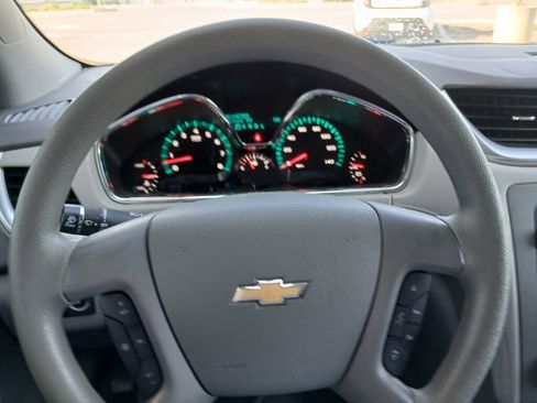 Used 2017 Chevrolet Traverse LS image 13