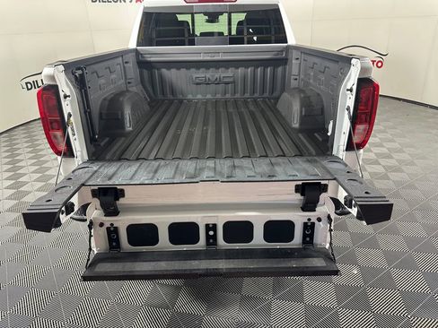 Used 2022 GMC Sierra 1500 Elevation w/ Elevation Premium Package image 7