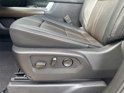 Used 2026 Chevrolet Silverado 2500 High Country w/ Midnight Edition image 22