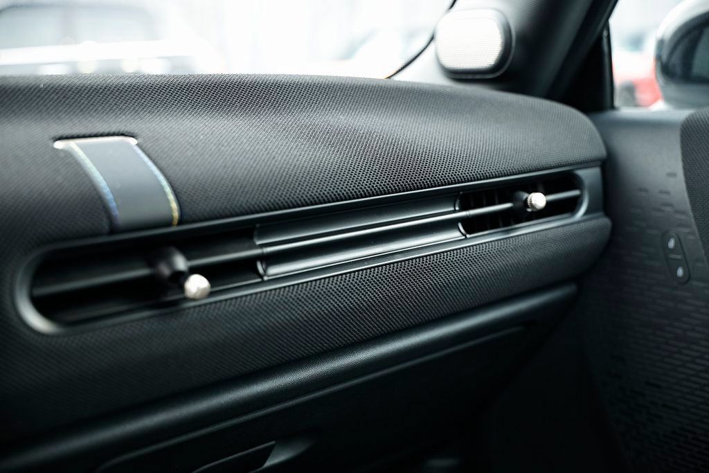 New 2026 MINI Cooper 2-Door Hardtop FWD image 41