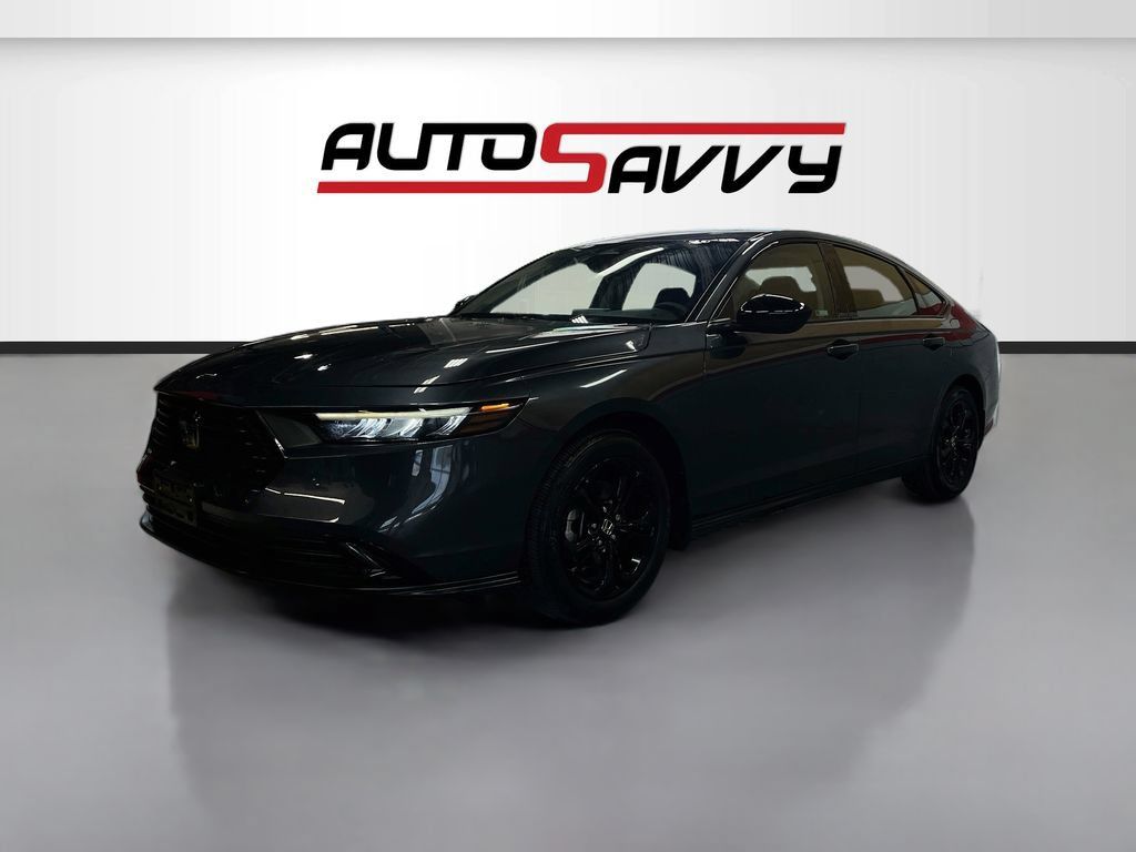 Used 2025 Honda Accord SE image 3