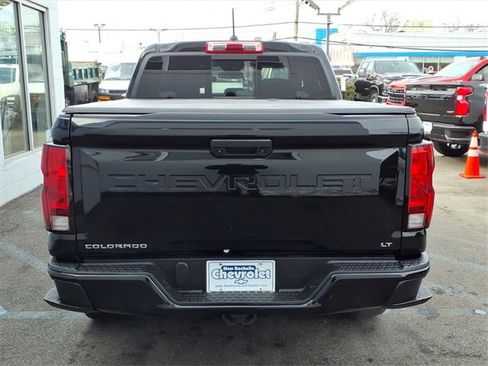 Used 2023 Chevrolet Colorado LT w/ LT Convenience Package II image 5
