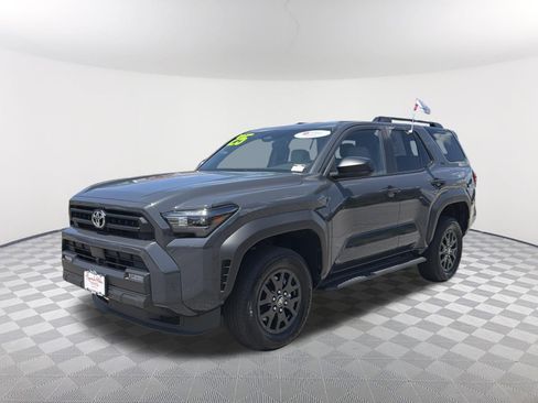 Certified 2025 Toyota 4Runner SR5 AWD/4WD image 3