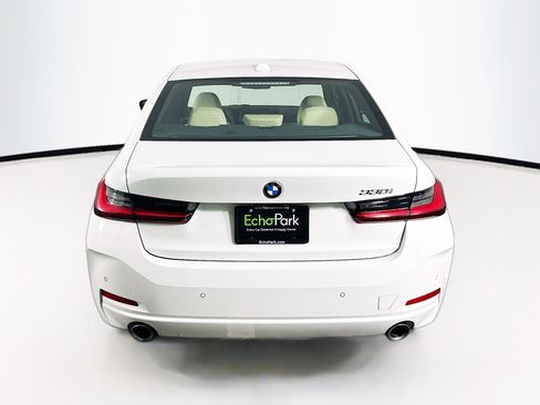 Used 2025 BMW 330i Sedan image 7