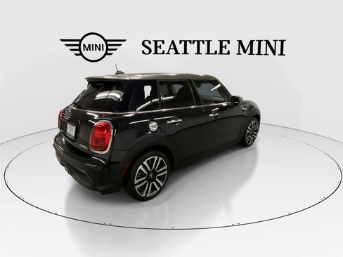 Used 2023 MINI Cooper S image 11
