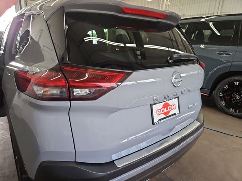 Used 2023 Nissan Rogue SL w/ SL Premium Package AWD/4WD image 28