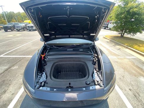 Used 2026 Tesla Model Y AWD image 23
