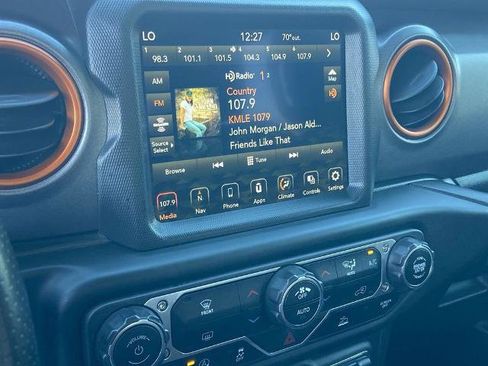 Used 2020 Jeep Gladiator Mojave image 9