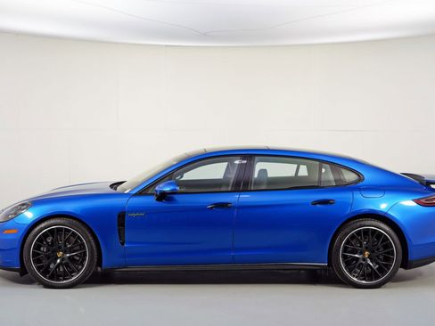 Used 2019 Porsche Panamera 4 Executive w/ Premium Package Plus image 52