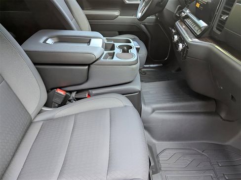 New 2026 GMC Sierra 1500 Elevation image 19