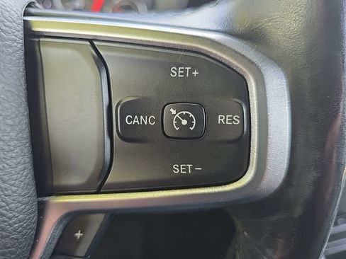 Used 2019 RAM 1500 Big Horn RWD image 21